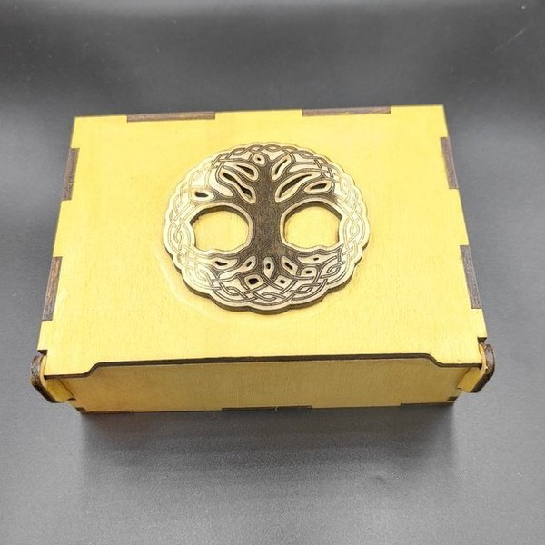 Boîte artisanale en bois, Arbre de vie celtique